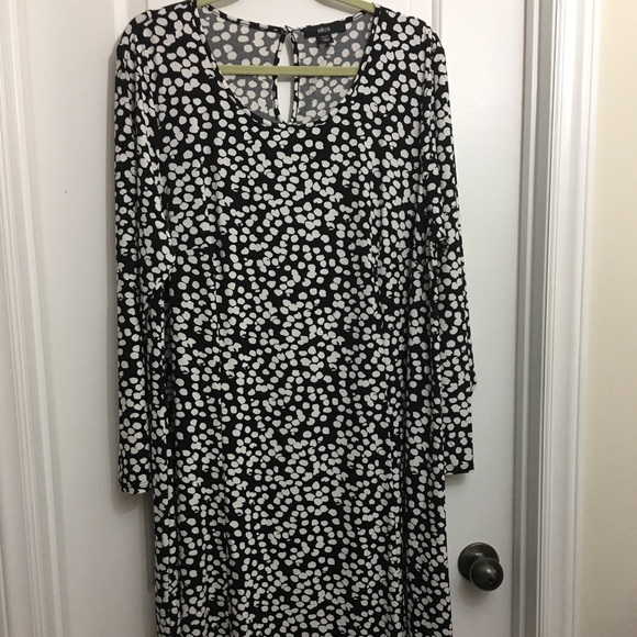ellos Dresses & Skirts - Ellos Plus Size Dress Black & White A Line
